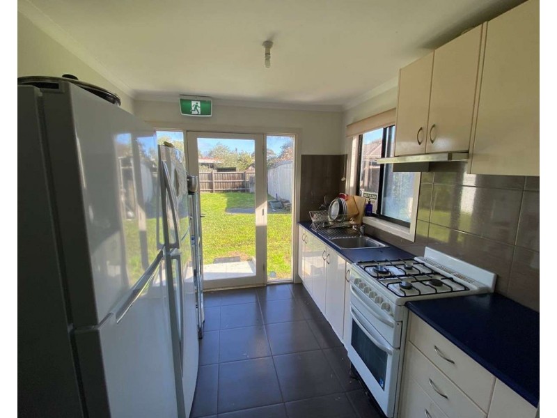 1/13 Cambro Road, Clayton VIC 3168