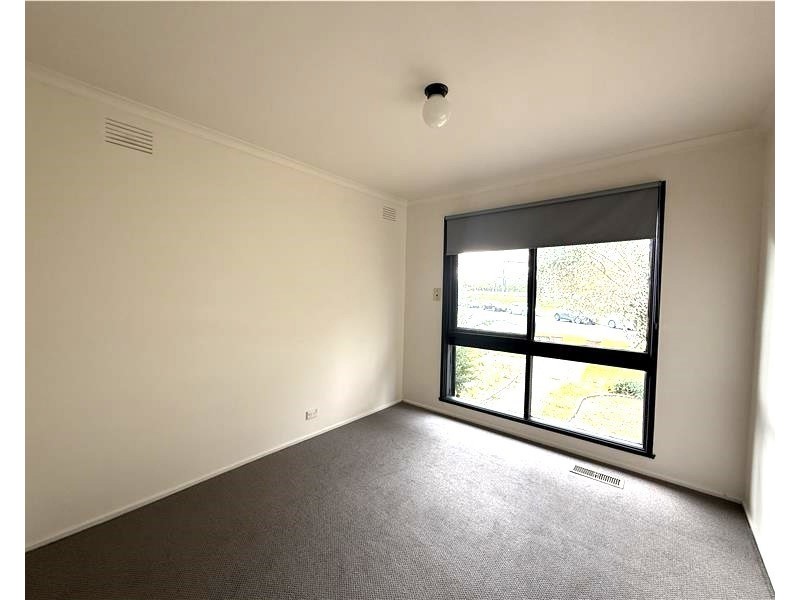 1/58 Oakes Avenue, Clayton South VIC 3169