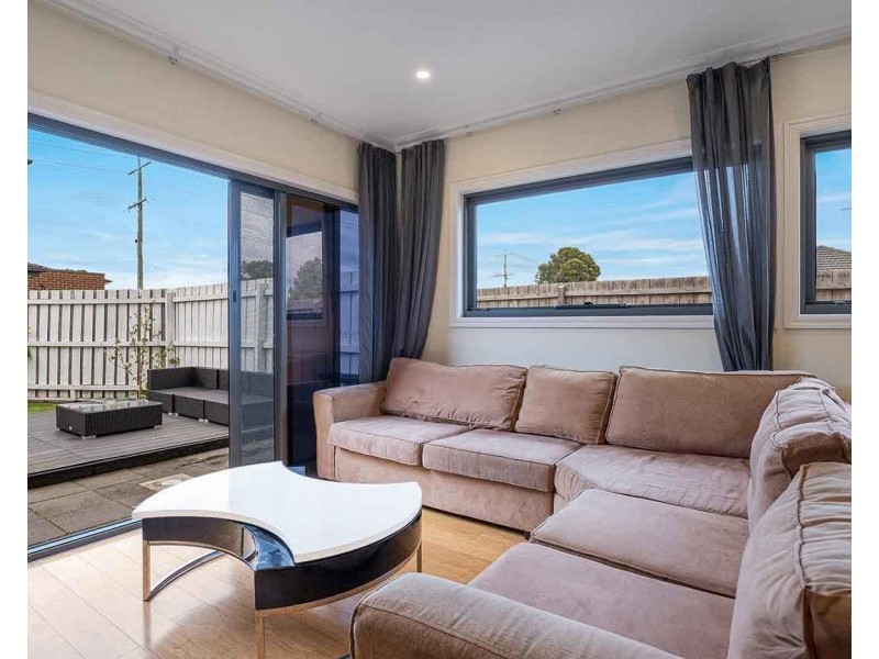 2/1 Aonach Street, Clayton South VIC 3169