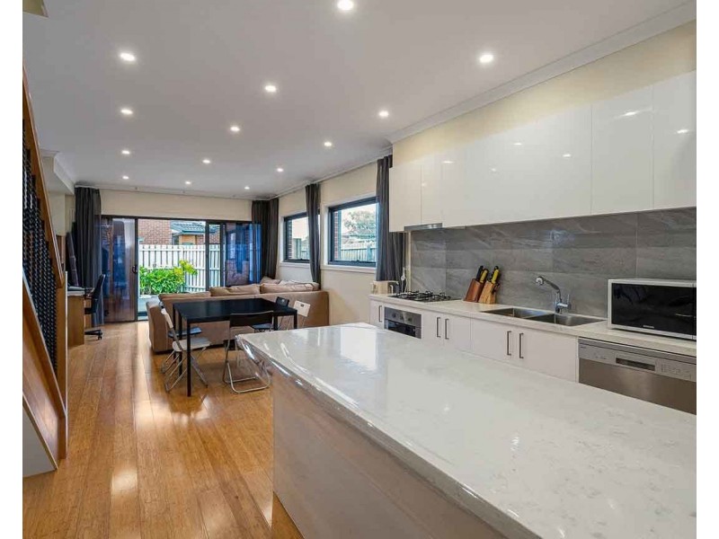 2/1 Aonach Street, Clayton South VIC 3169