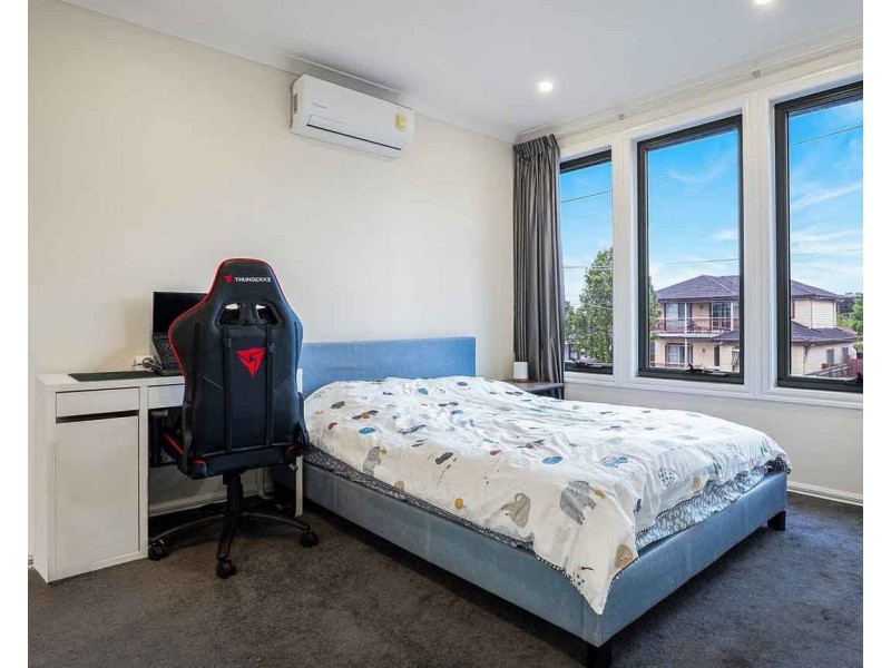 2/1 Aonach Street, Clayton South VIC 3169