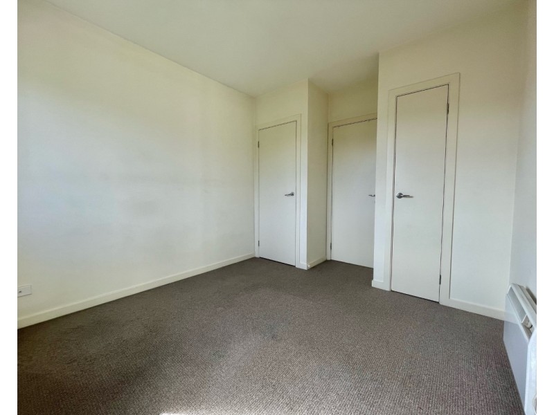 35/2 Greenfield Drive, Clayton VIC 3168