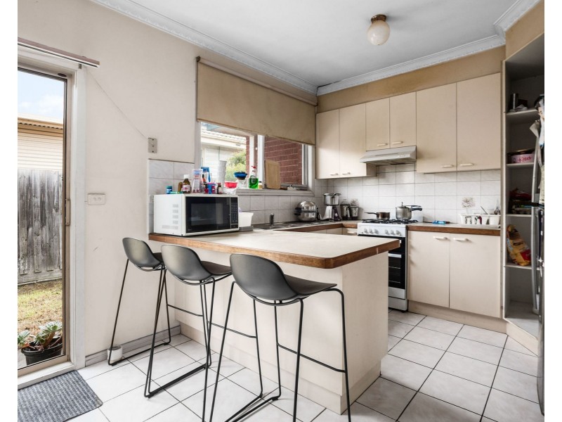 2/66 Manton Road, Clayton VIC 3168