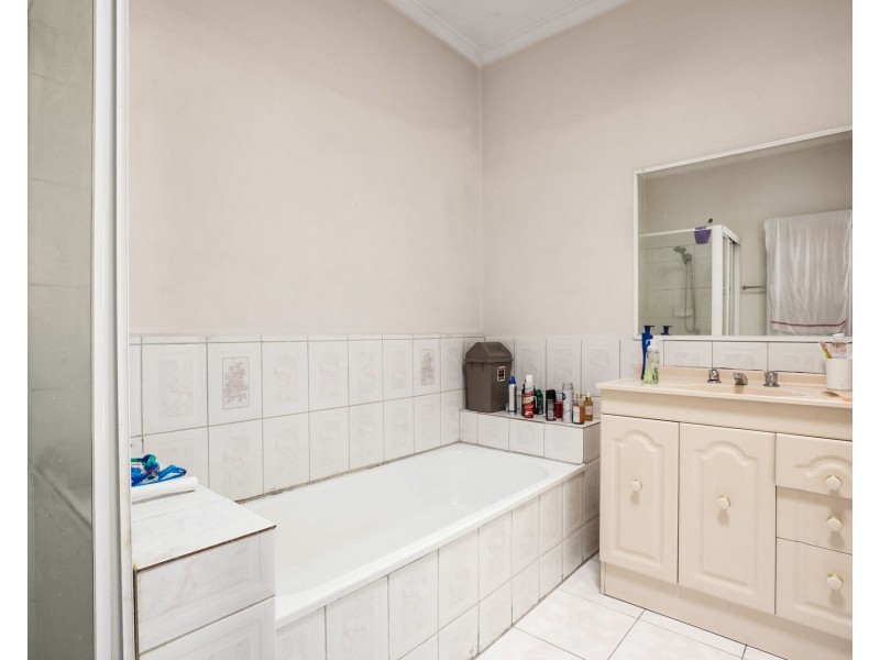 2/66 Manton Road, Clayton VIC 3168