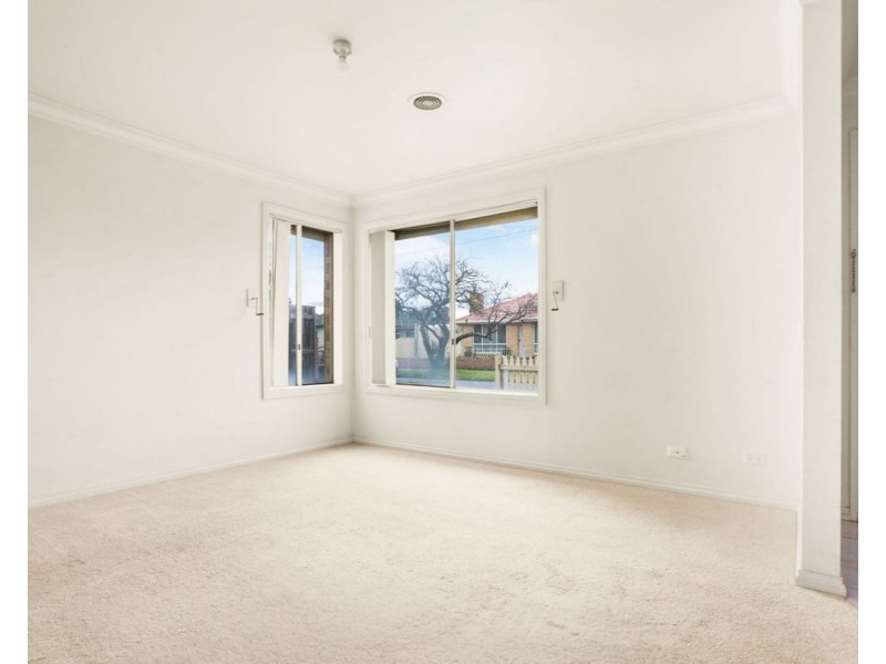 12 Ida Street, Clayton South VIC 3169