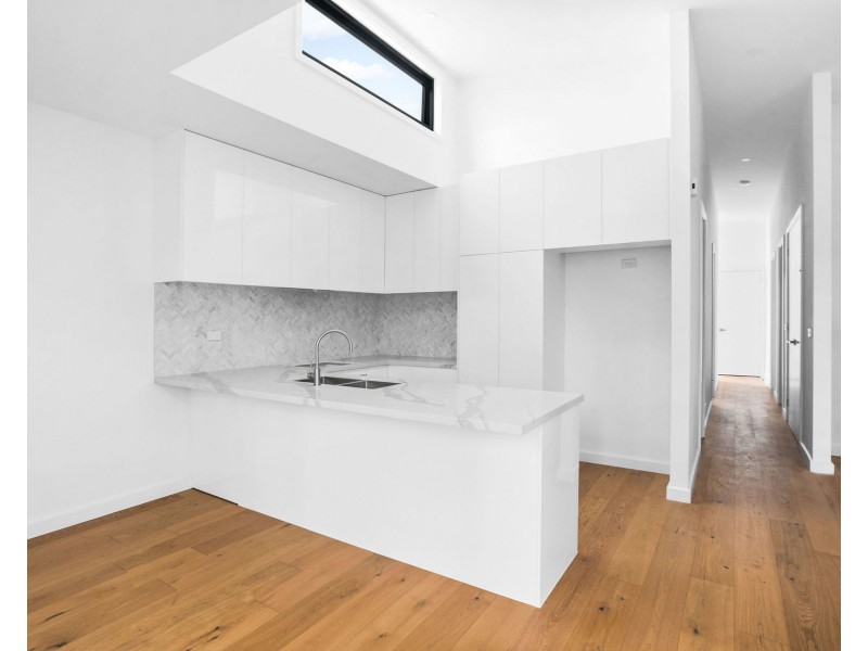 3 & 4/19 Inverness Street, Clarinda VIC 3169