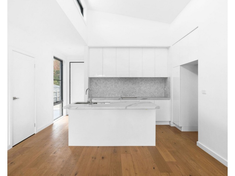 3 & 4/19 Inverness Street, Clarinda VIC 3169