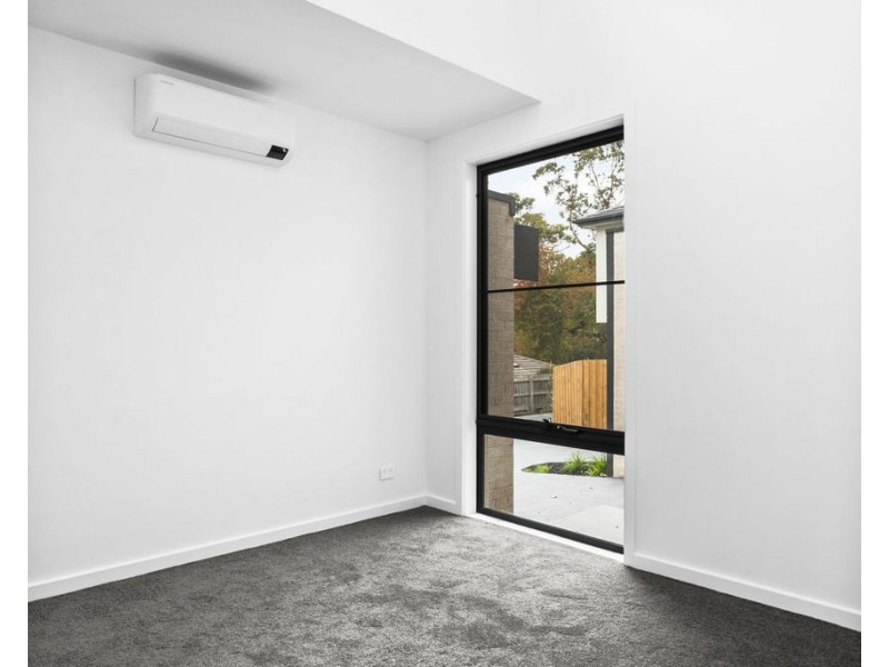 3 & 4/19 Inverness Street, Clarinda VIC 3169