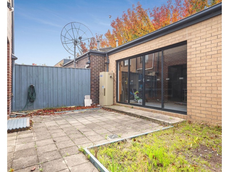 4 Botanic Drive, Clayton South VIC 3169