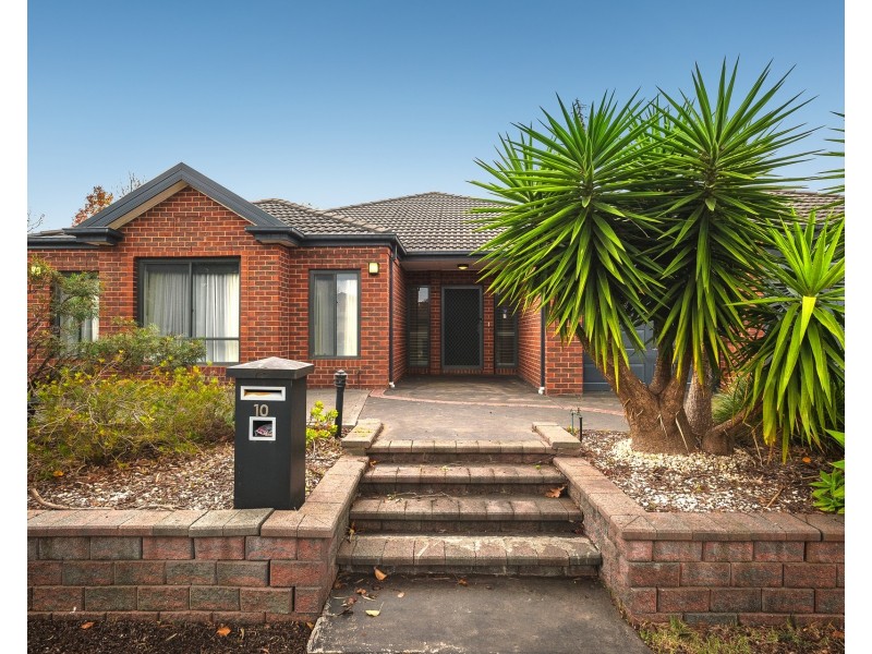 10 Cashmere Crescent, Berwick VIC 3806