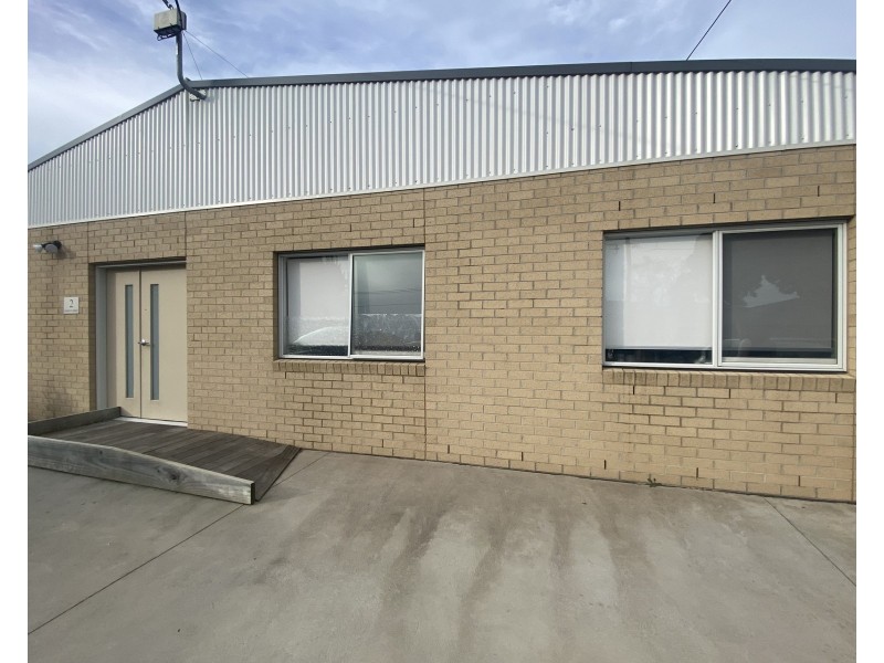 2 Jeanette Street, Clayton South VIC 3169