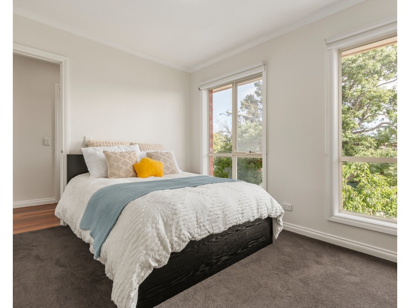 2 Luke Street, Clayton VIC 3168