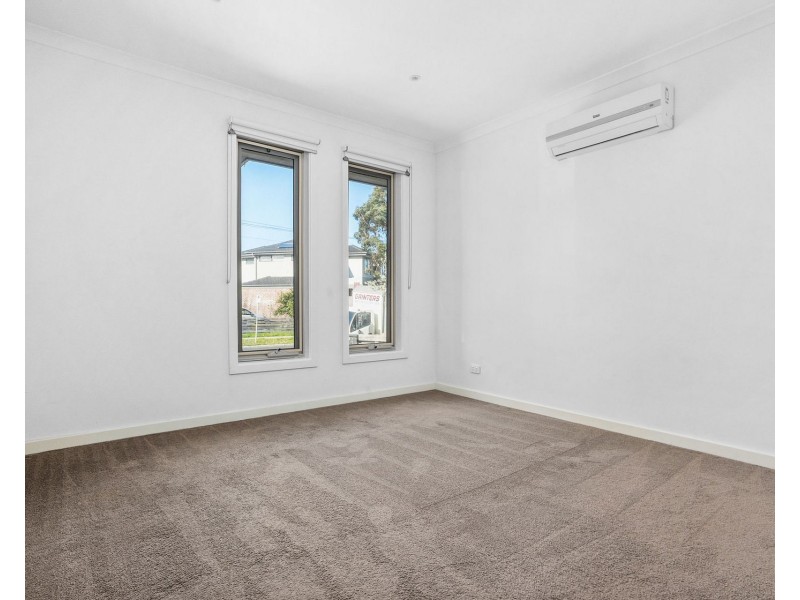 1/9 Yarram Crescent, Clayton VIC 3168