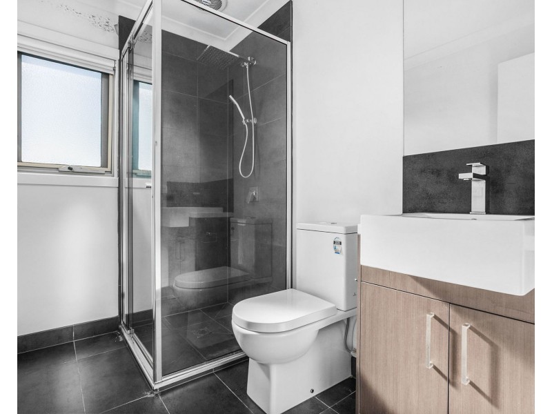 1/9 Yarram Crescent, Clayton VIC 3168