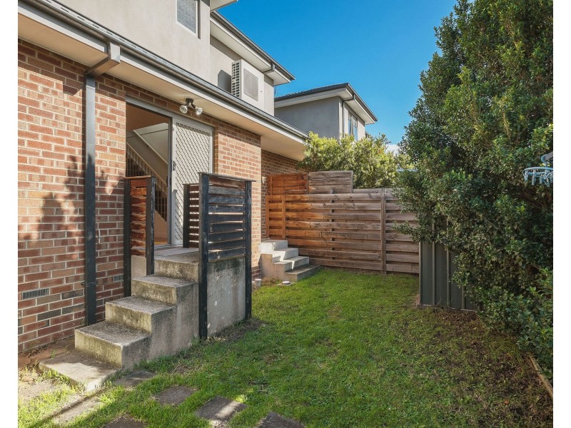 1/9 Yarram Crescent, Clayton VIC 3168