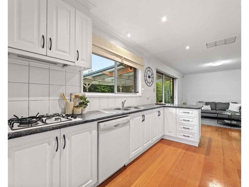 6 Austral Court, Wheelers Hill VIC 3150