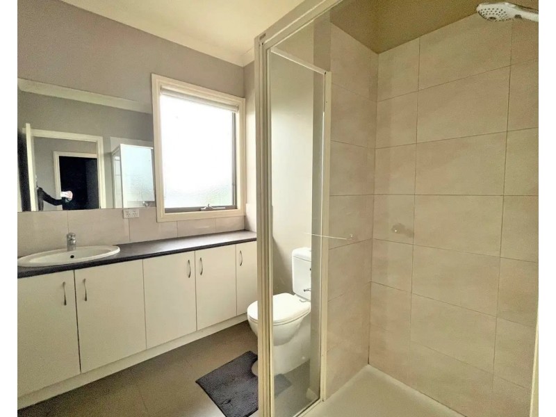 1/37 Stockdale Avenue, Clayton VIC 3168