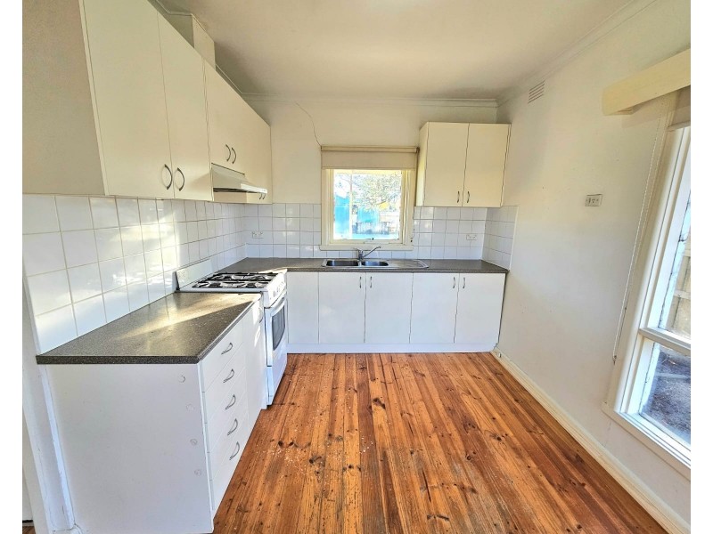 7 Rosebank Avenue, Clayton South VIC 3169