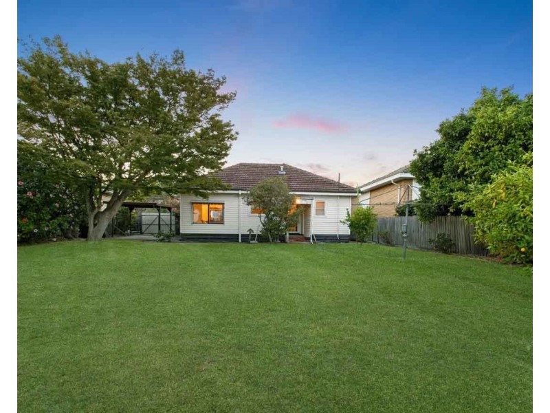60 Harlington Street, Clayton VIC 3168