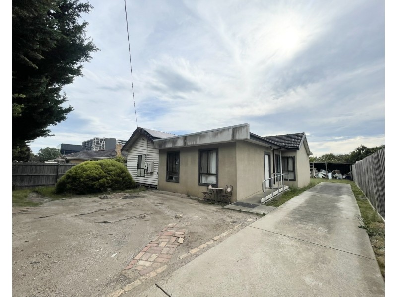 1/13 Cambro Road, Clayton VIC 3168