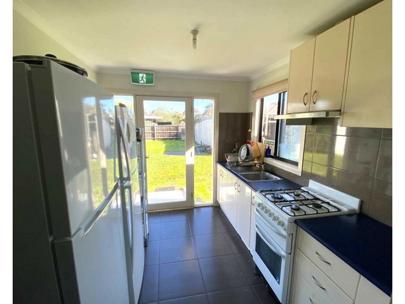 1/13 Cambro Road, Clayton VIC 3168