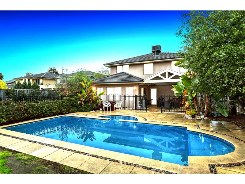 11 Nolan Court, Sandhurst VIC 3977