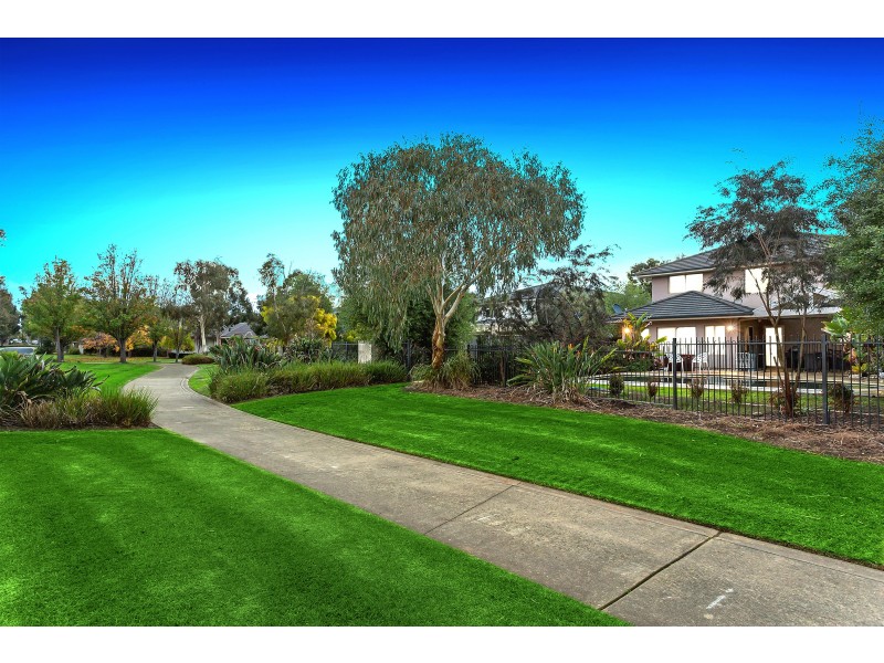 11 Nolan Court, Sandhurst VIC 3977