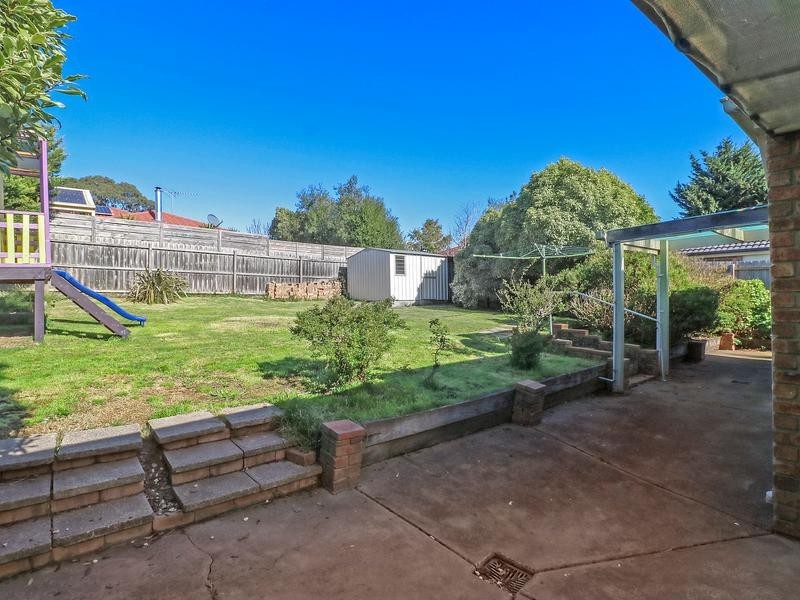 60 Jarryd Crescent, Berwick VIC 3806