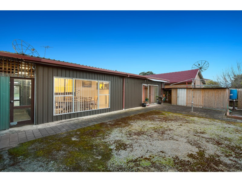 3 Glassford Avenue, Springvale South VIC 3172