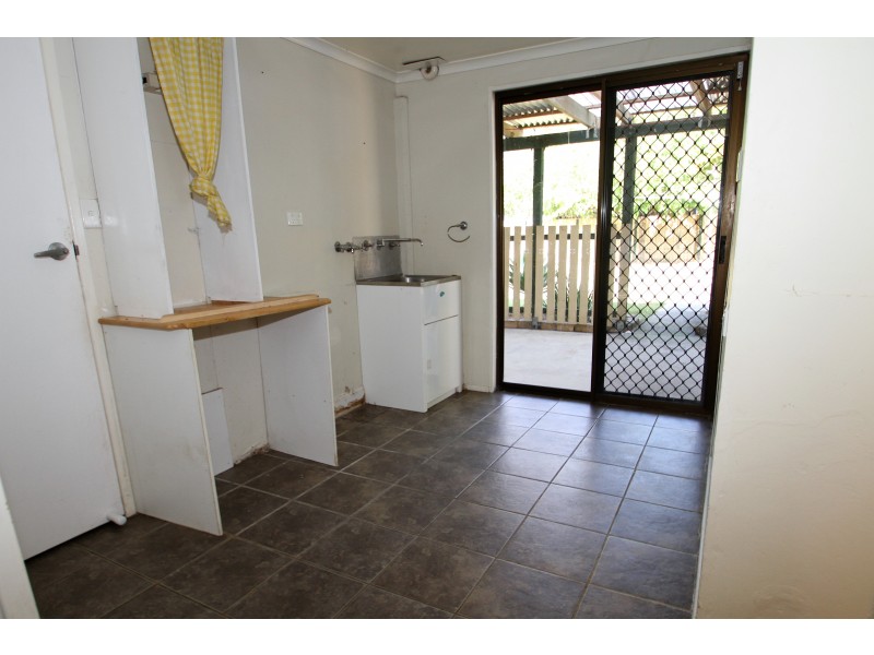 25 Maple Street, Marsden QLD 4132