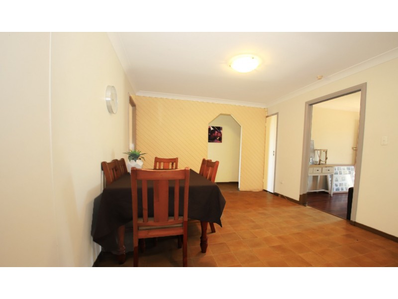 103 Waratah Drive, Crestmead QLD 4132