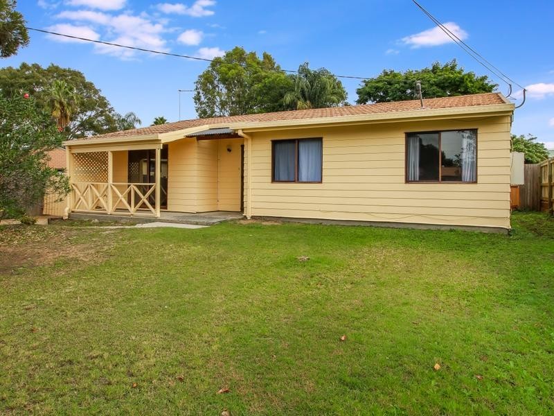 19 MERANTI ST, Crestmead QLD 4132