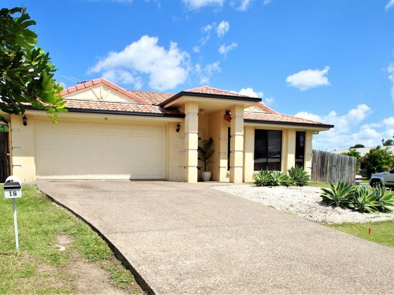 18 Rasmussen Ave, Marsden QLD 4132