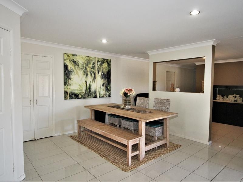 18 Rasmussen Ave, Marsden QLD 4132