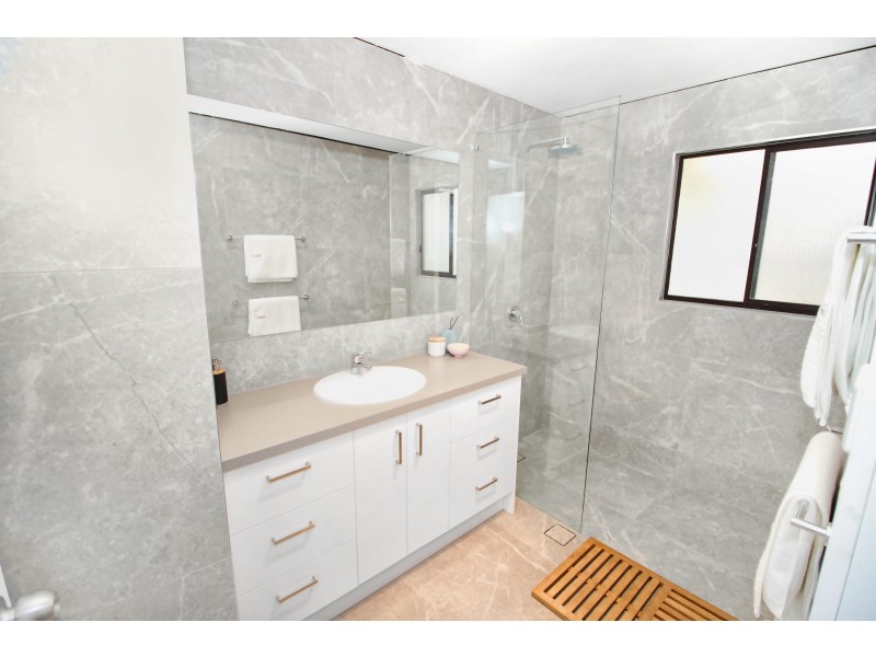 19 MERANTI Street, Crestmead QLD 4132