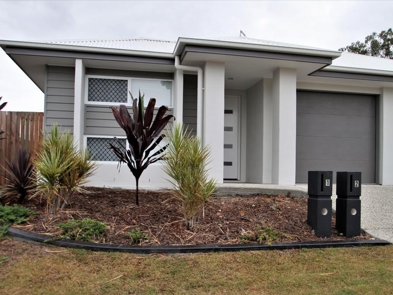 unit 1/19 Chandon Court, Hillcrest QLD 4118