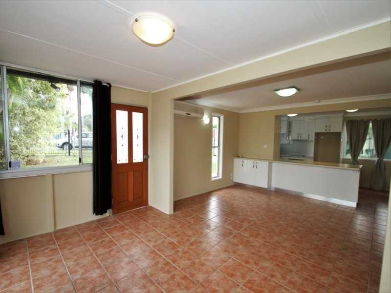 10 Birch Street, Marsden QLD 4132