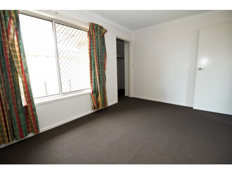 105 Station Road, Logan Central QLD 4114