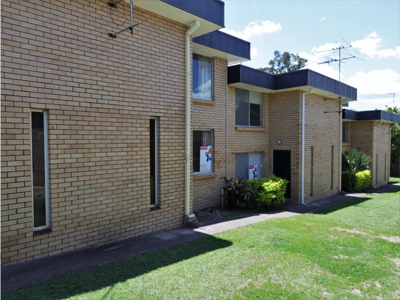 105 Station Road, Logan Central QLD 4114