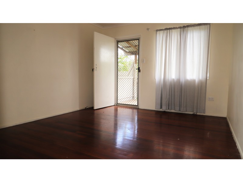 10 Lynelle Street, Marsden QLD 4132