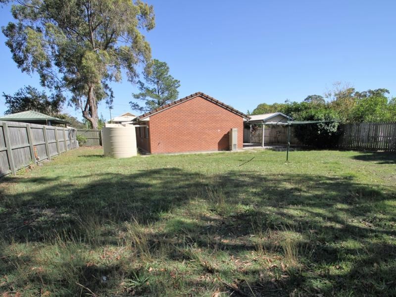 11 Bianca Street, Loganlea QLD 4131