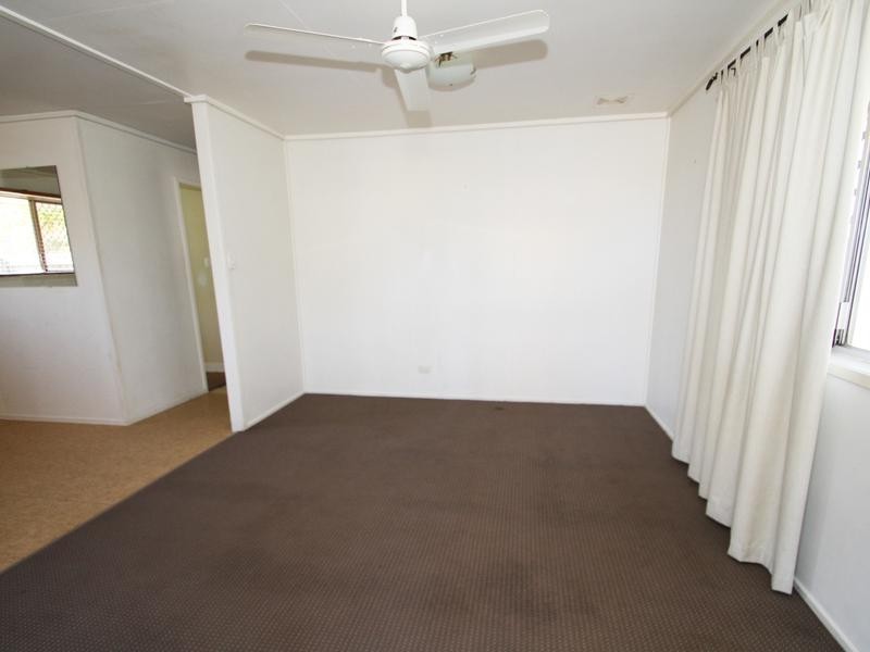 11 Bianca Street, Loganlea QLD 4131