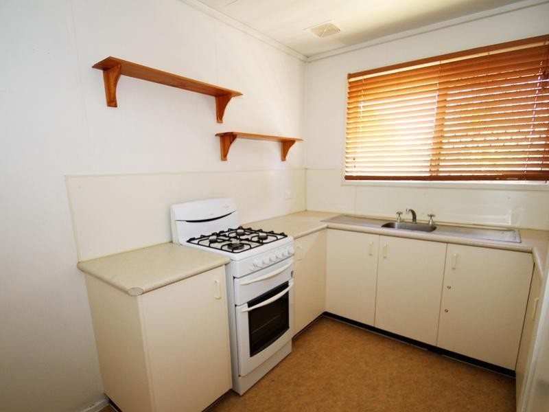 11 Bianca Street, Loganlea QLD 4131