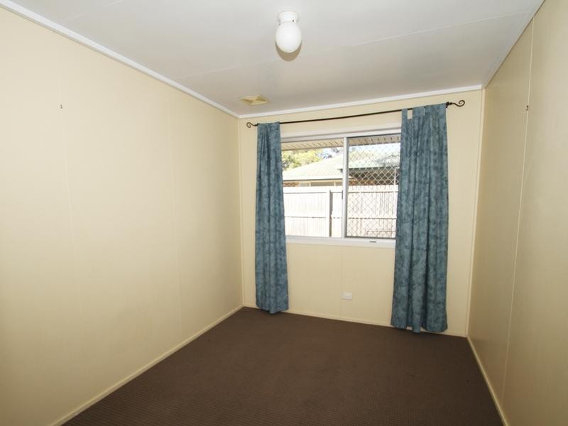 11 Bianca Street, Loganlea QLD 4131