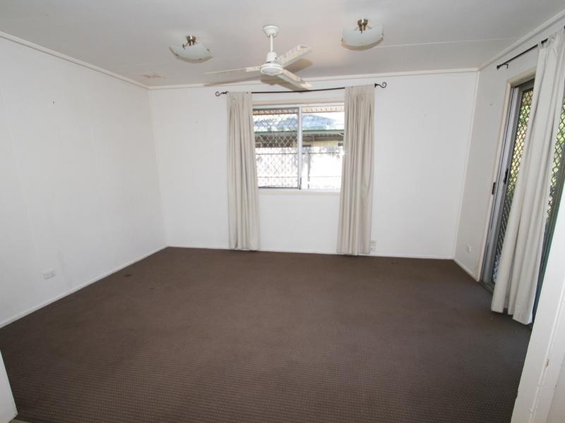 11 Bianca Street, Loganlea QLD 4131