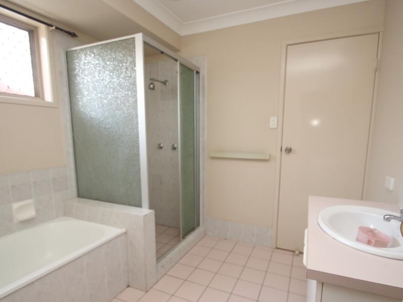 1 Cania Court, Marsden QLD 4132