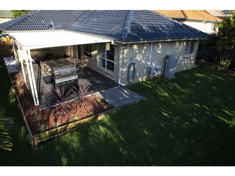 14 Woodrow Place, Marsden QLD 4132