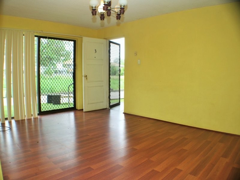 3/17 North Road, Woodridge QLD 4114