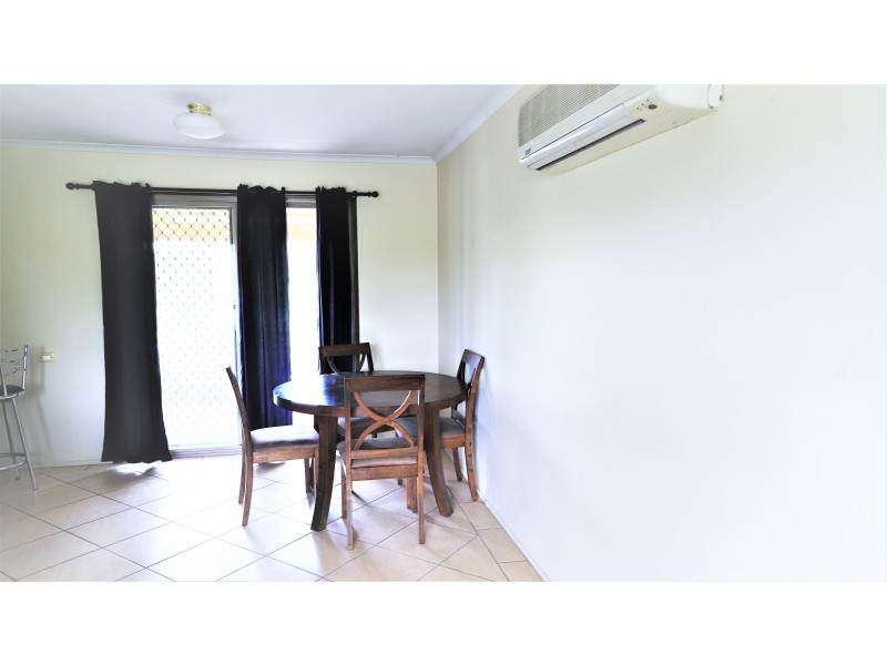 8 Lochore Court, Crestmead QLD 4132