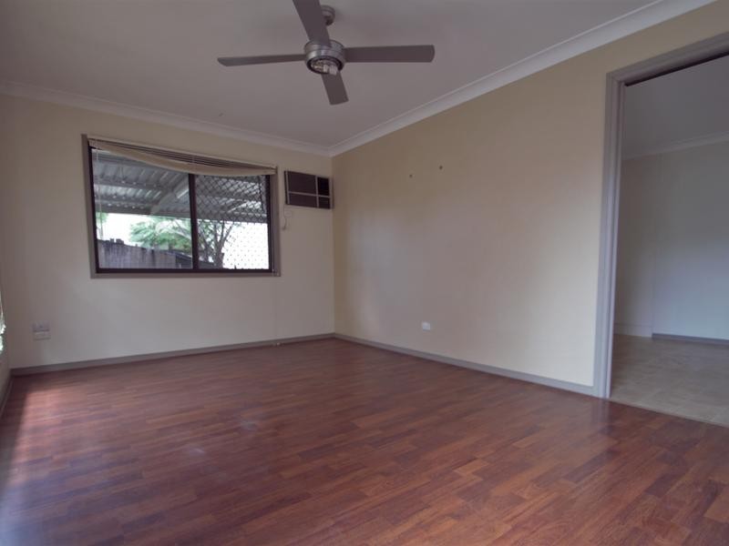 103 Waratah Drive, Crestmead QLD 4132